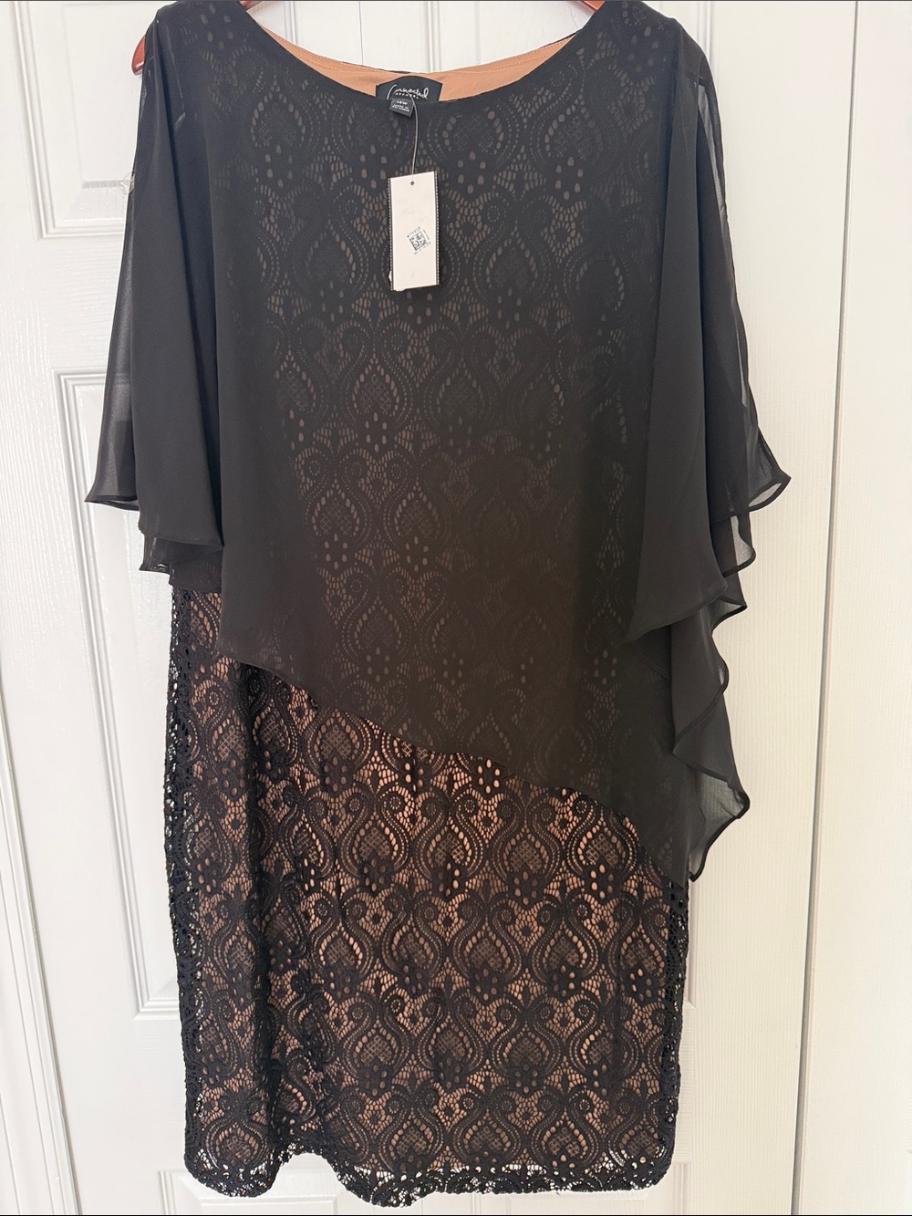 NWT Connected Apparel Black Lace Overlay Dress with Nude Lining 14W